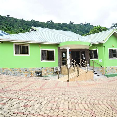 3A'S Guest House Akosombo Exterior photo