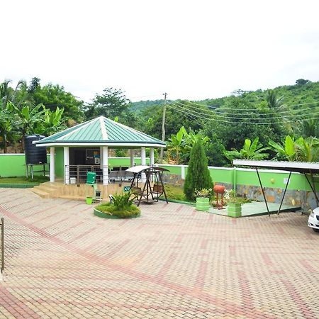 3A'S Guest House Akosombo Exterior photo