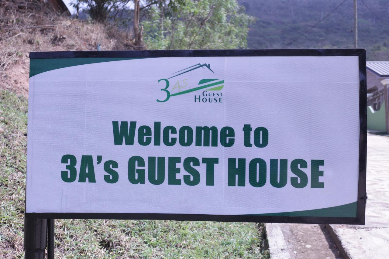 3A'S Guest House Akosombo Exterior photo