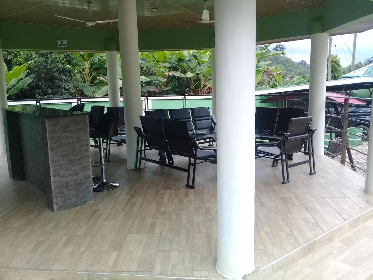 3A'S Guest House Akosombo Exterior photo