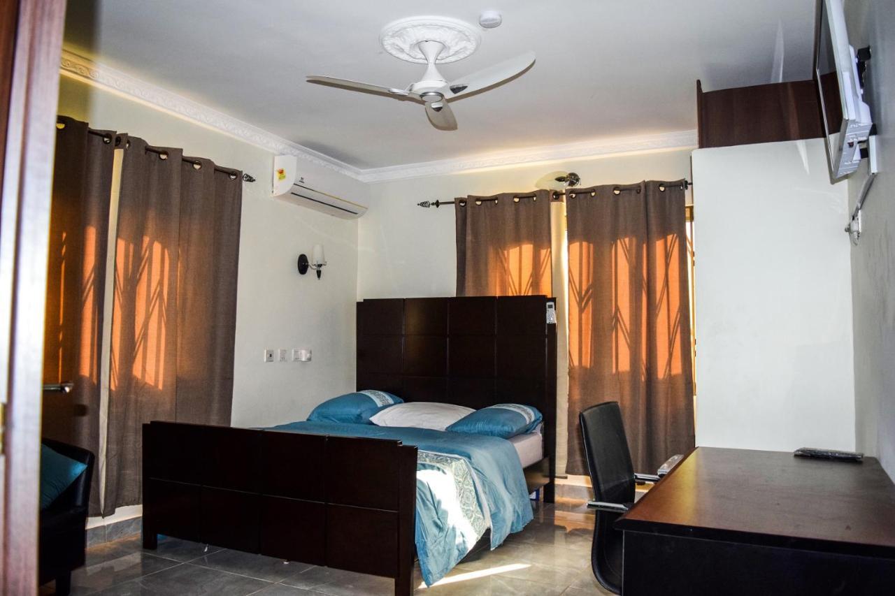 3A'S Guest House Akosombo Exterior photo