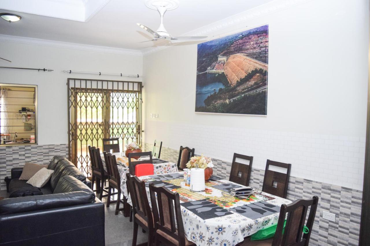 3A'S Guest House Akosombo Exterior photo
